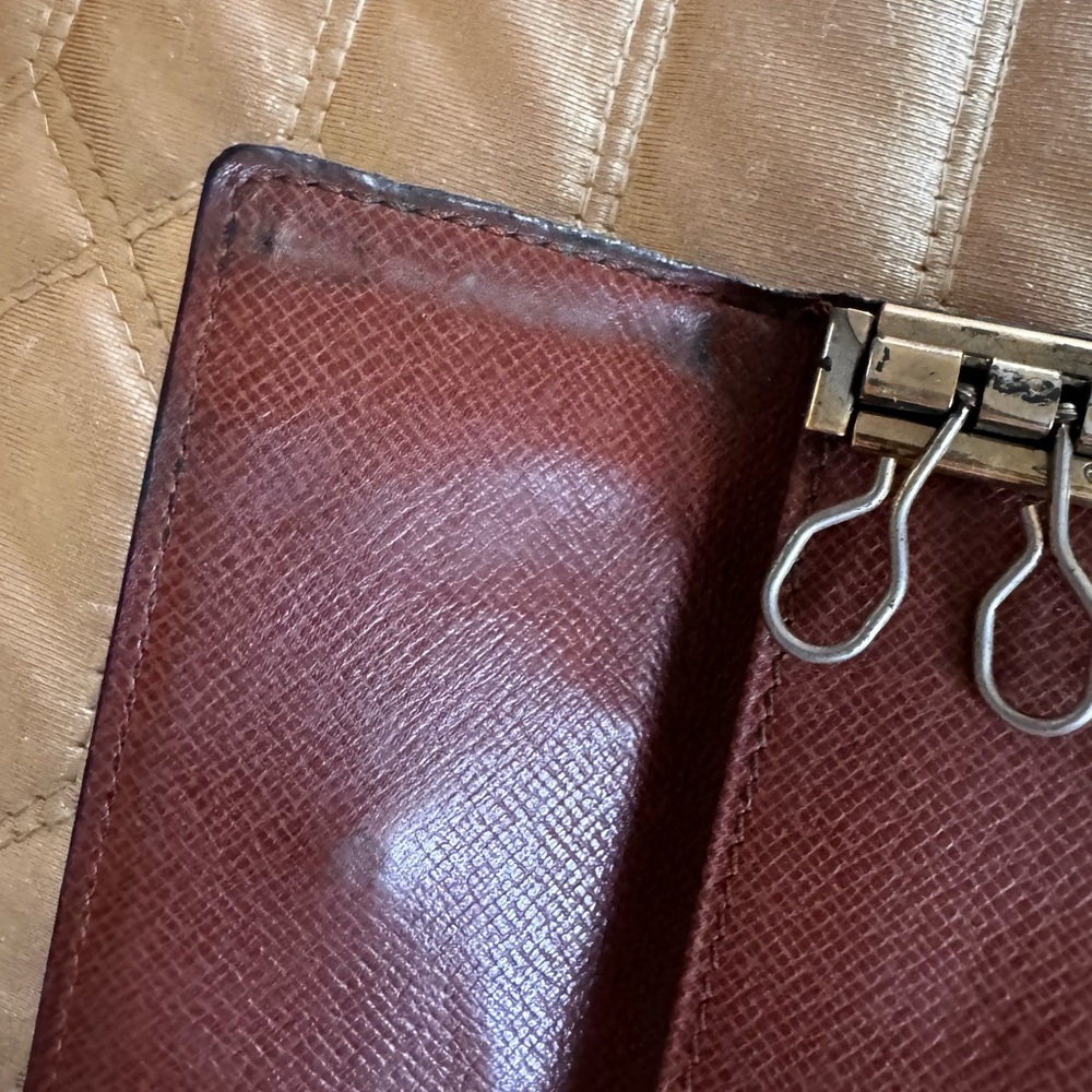Louis Vuitton key holder monogram - Picture 9 of 12